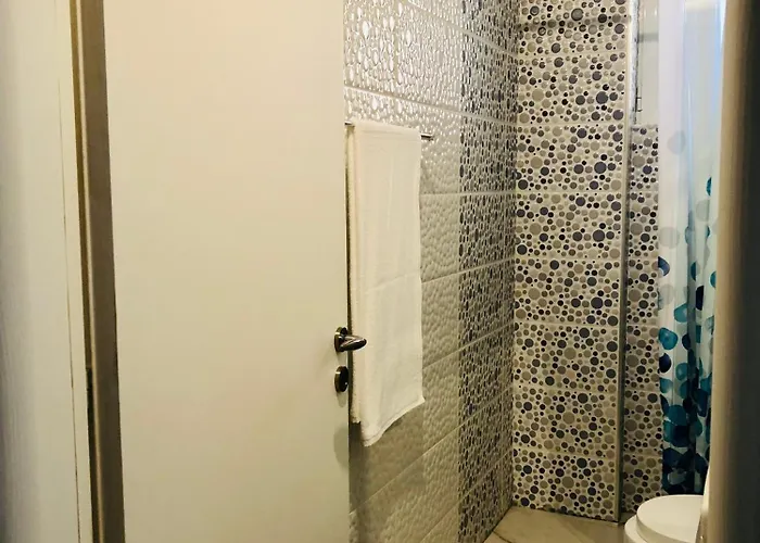 Le Galet Blanc * Sarandë